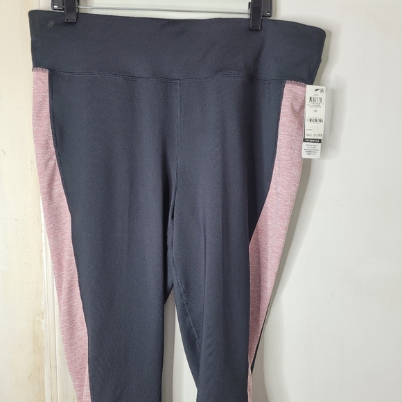 NWT Ideology active wear - Picture 4 of 5